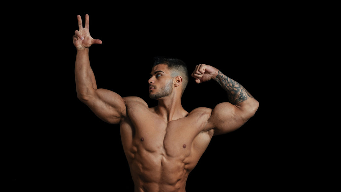 Allrj Bodybuilder posing