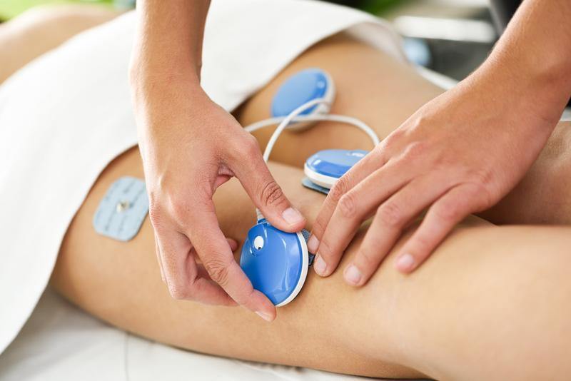 Tips for Choosing a Physical Therapist After a Sports Injury - ALLRJ