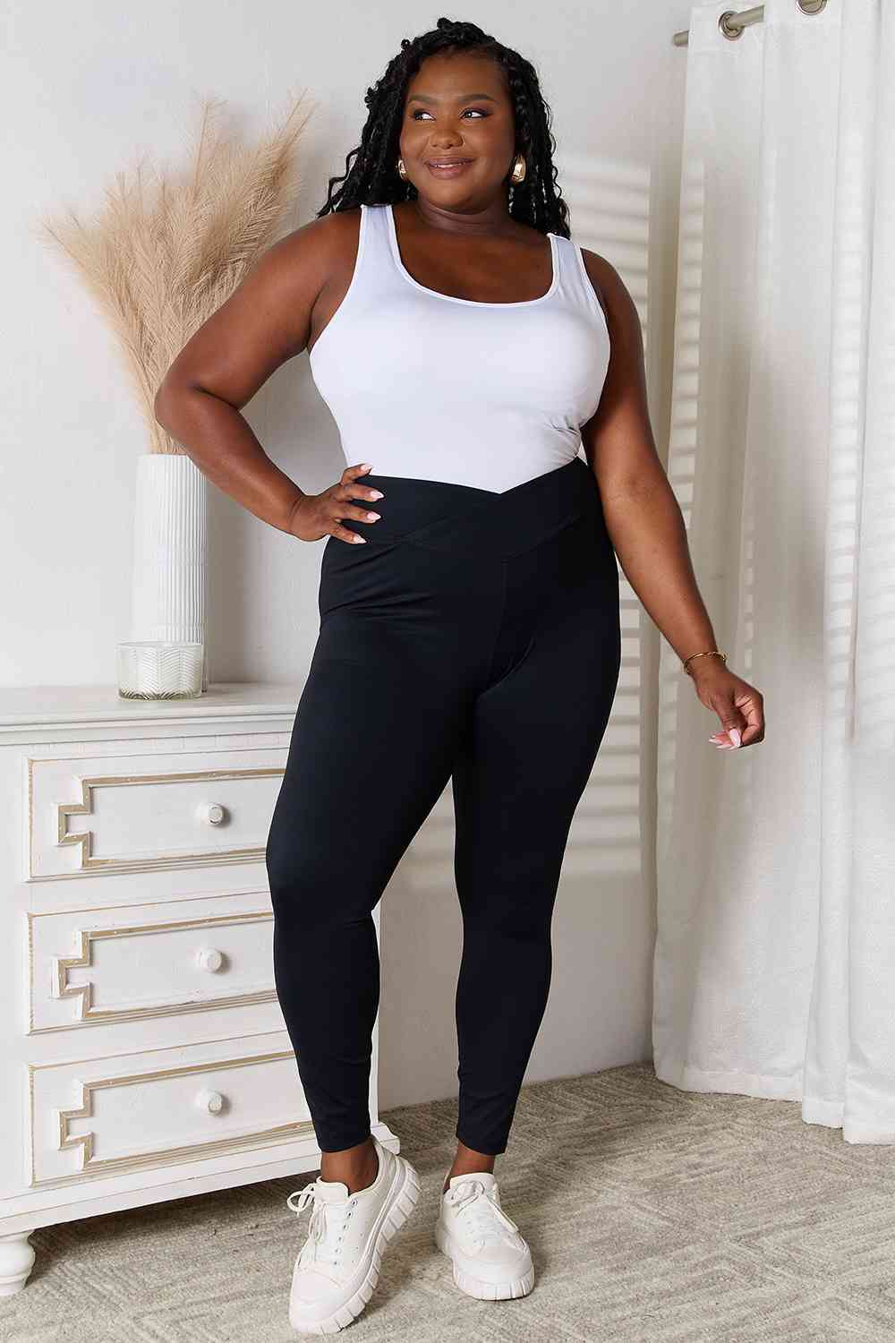Trendsi leggings Basic Bae V-Waistband Sports Leggings