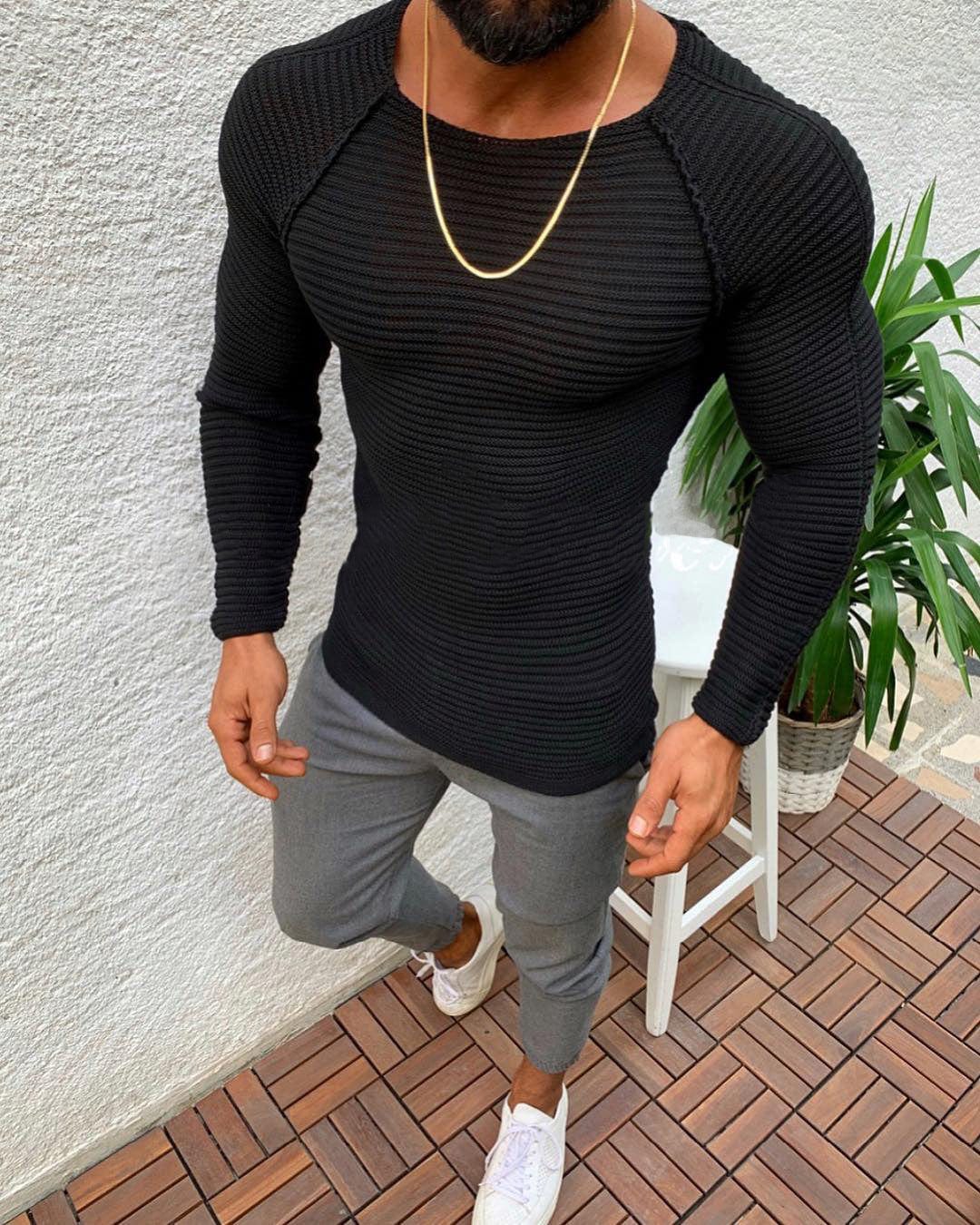 Slim-fit Long-sleeved Round Neck Knit Pullover Shirt Black