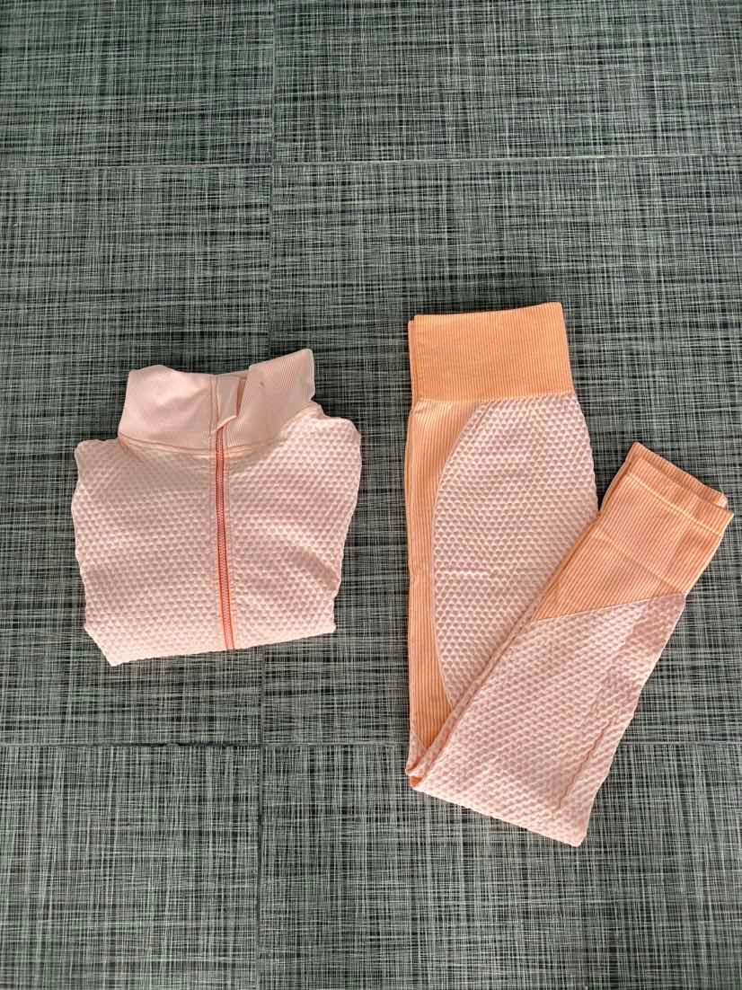 Seamless Premium Women’s Fitness Tracksuit - ALLRJ